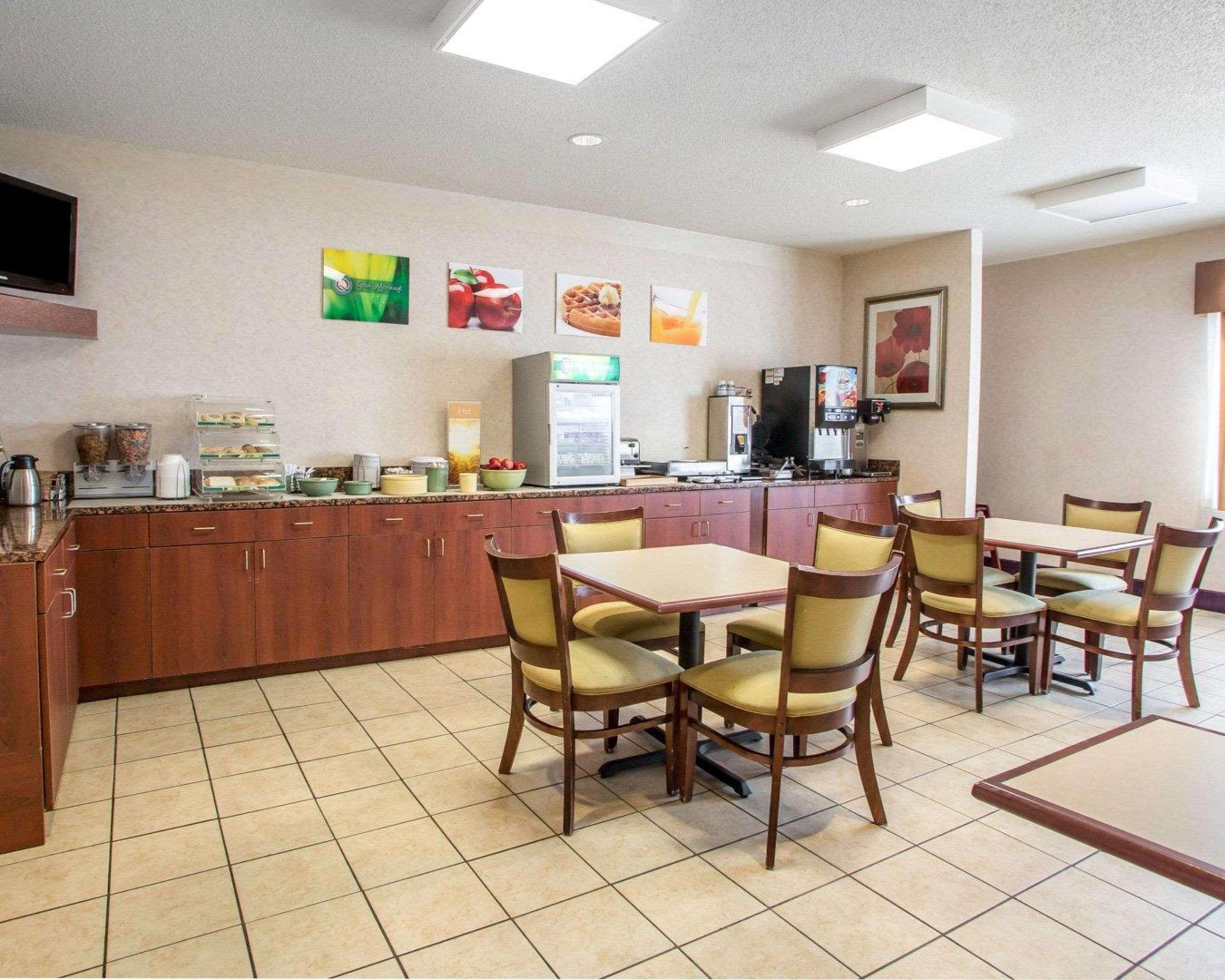 מריוויל Quality Inn מראה חיצוני תמונה