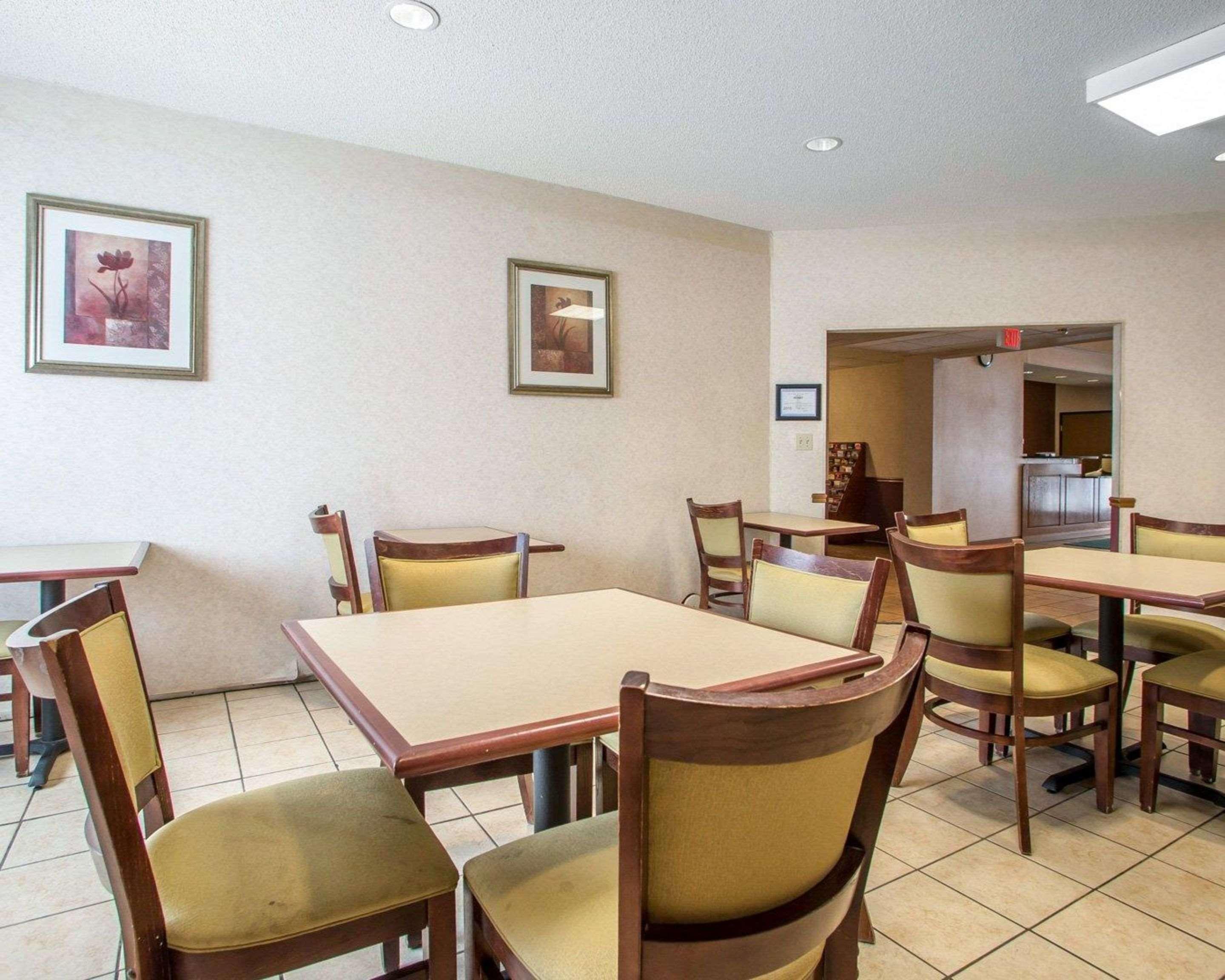 מריוויל Quality Inn מראה חיצוני תמונה