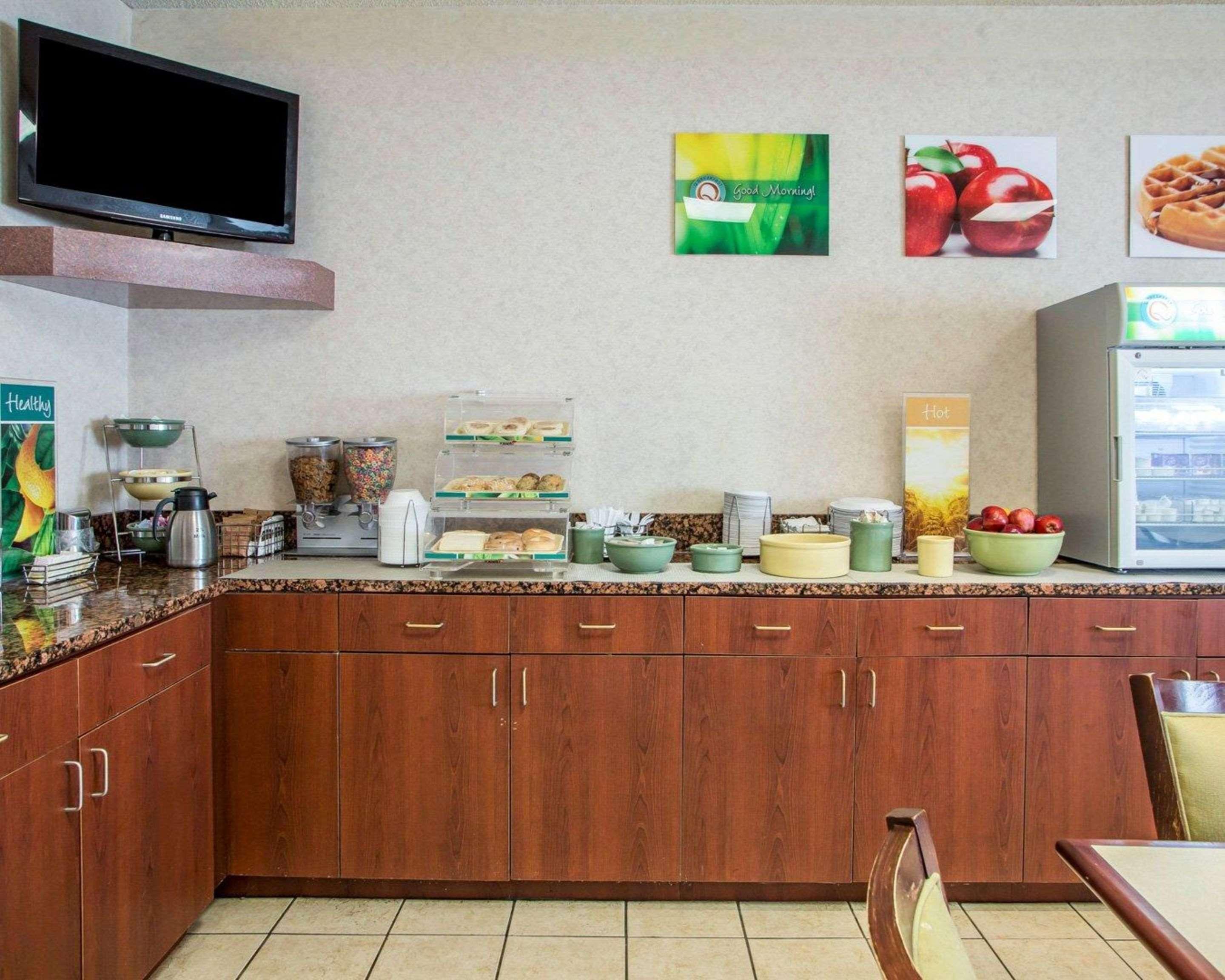 מריוויל Quality Inn מראה חיצוני תמונה